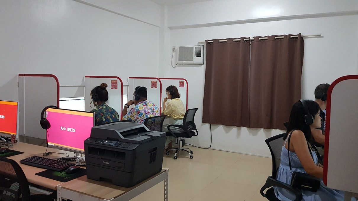 코코 어학원 IELTS 모의시험실